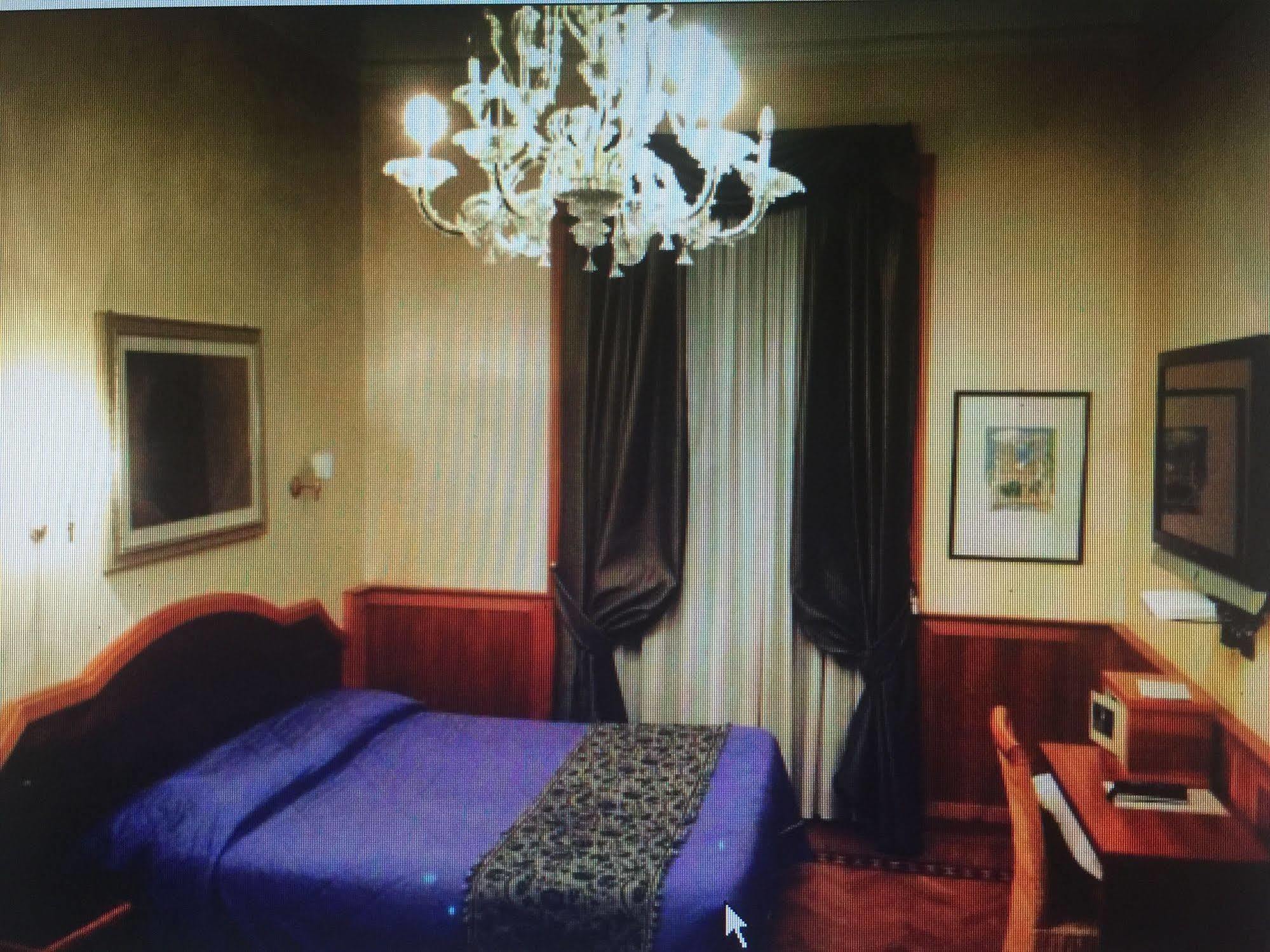 Hotel Relais Conte Di Cavour De Luxe à Rome Extérieur photo