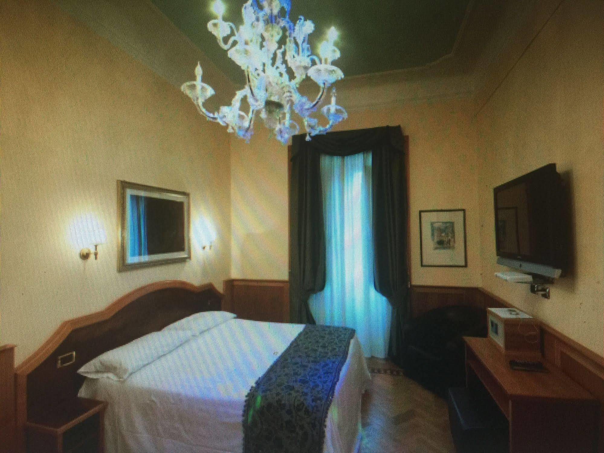 Hotel Relais Conte Di Cavour De Luxe à Rome Extérieur photo