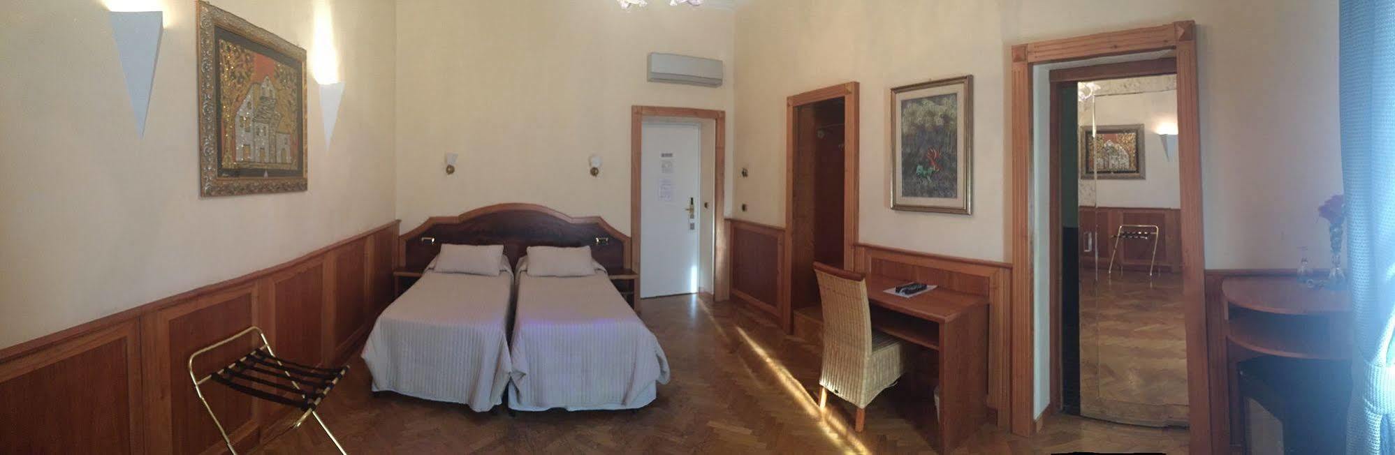 Hotel Relais Conte Di Cavour De Luxe à Rome Extérieur photo